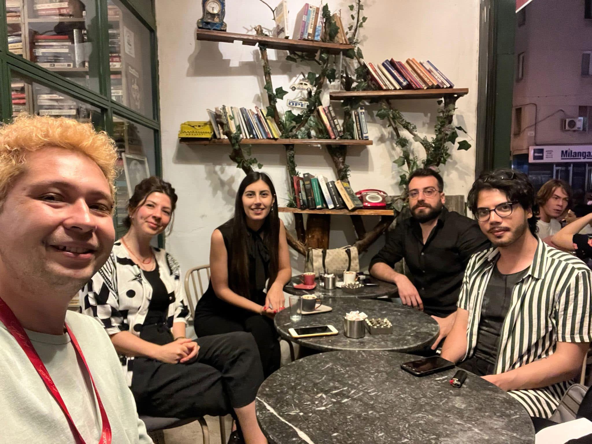 İzmir Gönüllüleri Atölyeleri